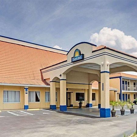 Days Inn By Wyndham Jacksonville South Memorial Hospital Exterior foto