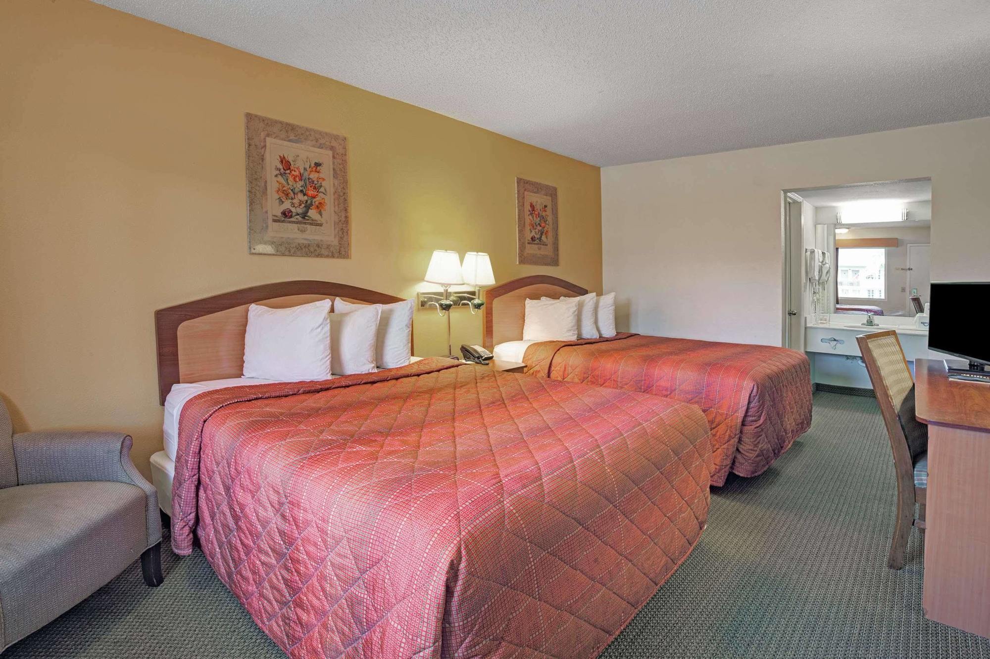Days Inn By Wyndham Jacksonville South Memorial Hospital Exterior foto